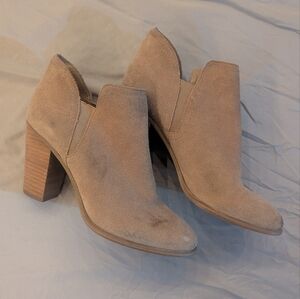 Women's Tan Suede Ankle Boots